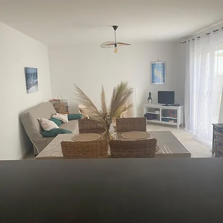 Maison Indépendante En Plein Cœur De *