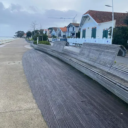 Dom wakacyjny Maison Independante En Plein Coeur De *